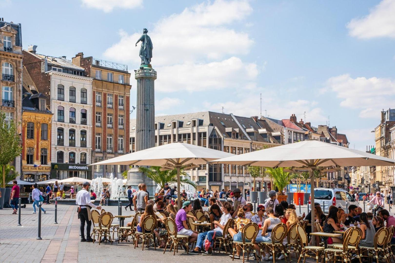 Lille, Fully-Equipped Apartment With Parking Space エクステリア 写真